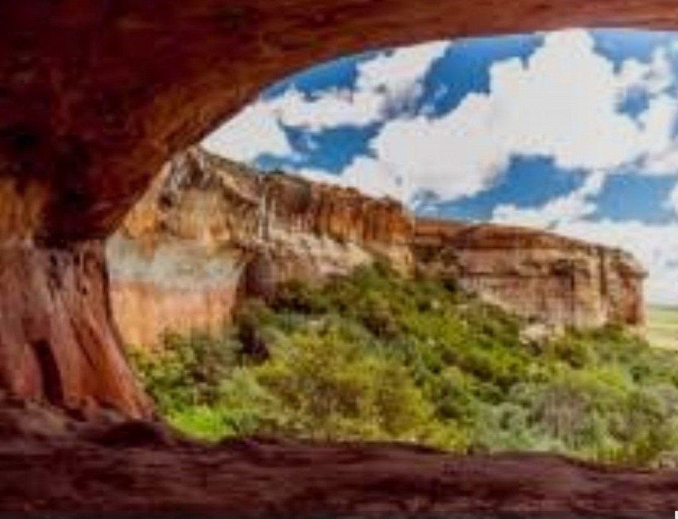 Trail of Cave View